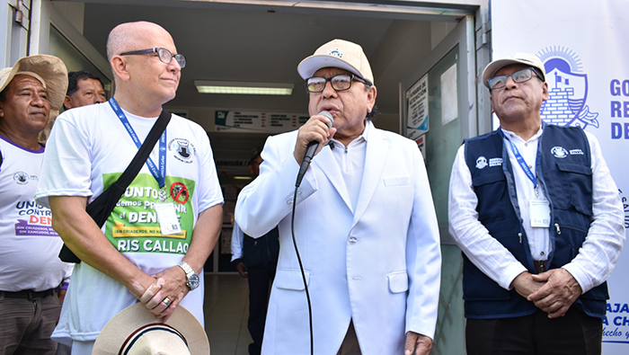 Autoridades durante el evento