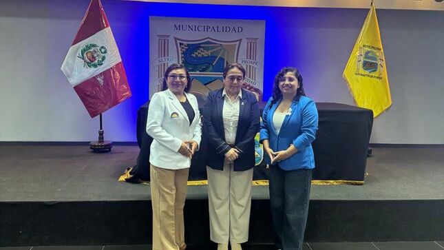 Funcionarios y profesionales del INSM “HD-HN” participan en I foro IDC San Martin de Porres