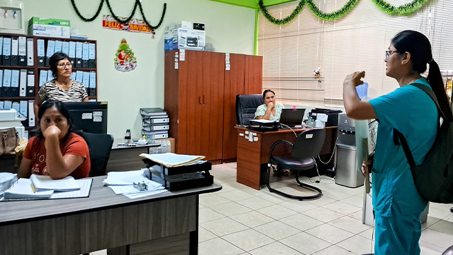 Más de 150 funcionarios y trabajadores de la municipalidad provincial de Huarmey fueron sensibilizados en prevención del dengue