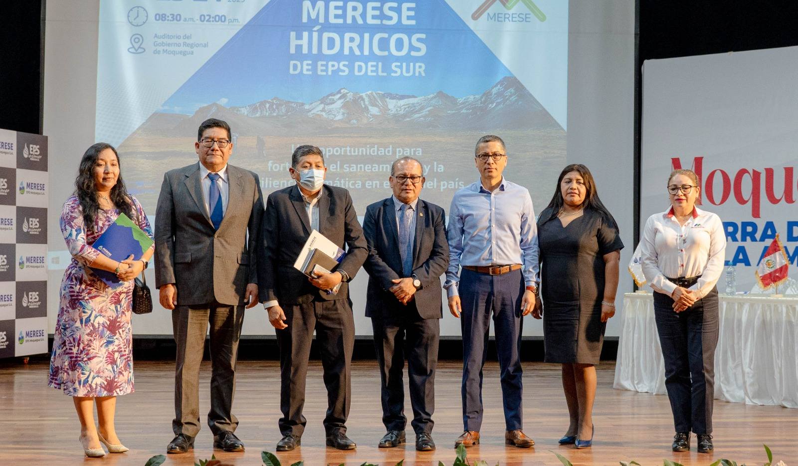 Con la finalidad de promover el servicio universal de agua potable y saneamiento en el Perú.