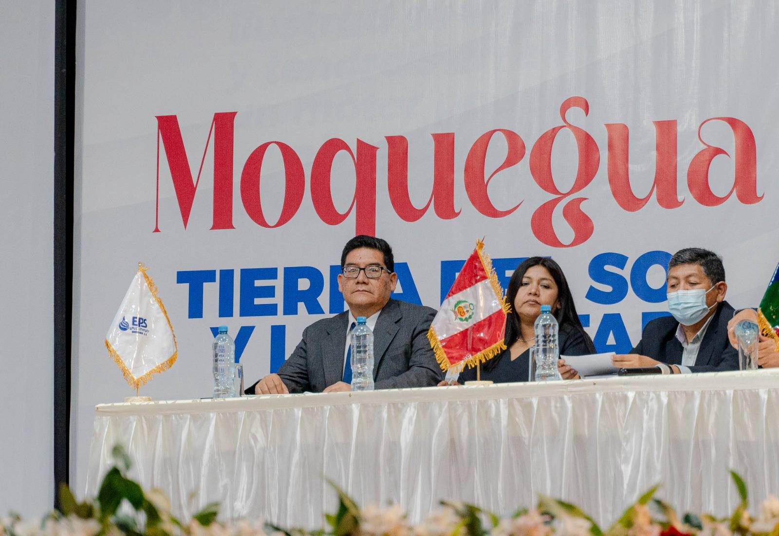 Con la finalidad de promover el servicio universal de agua potable y saneamiento en el Perú.