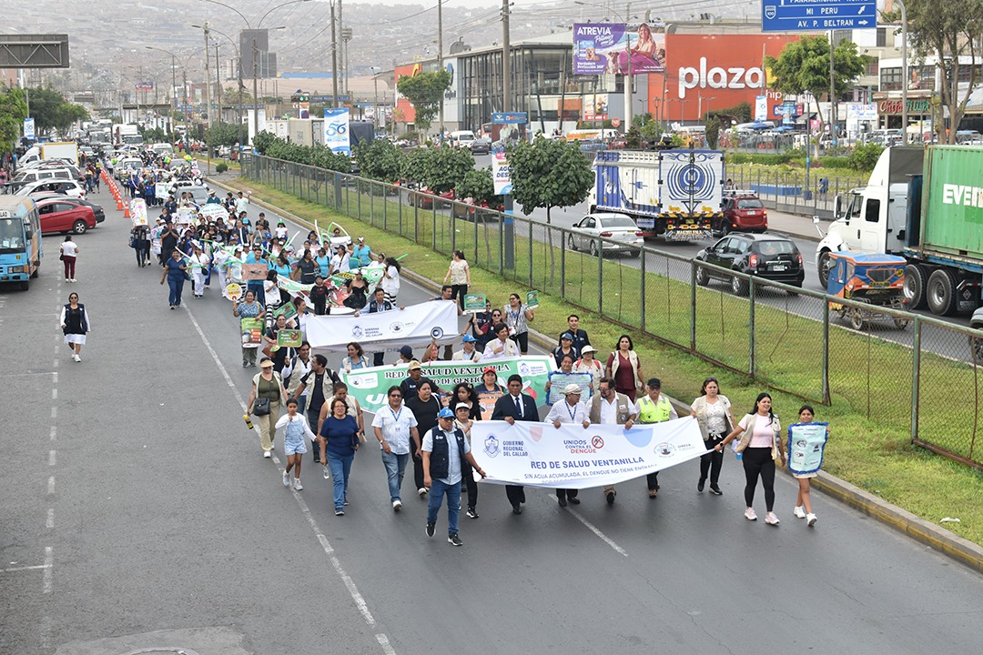 Pasacalle de sensibilización en la lucha contra el cáncer 