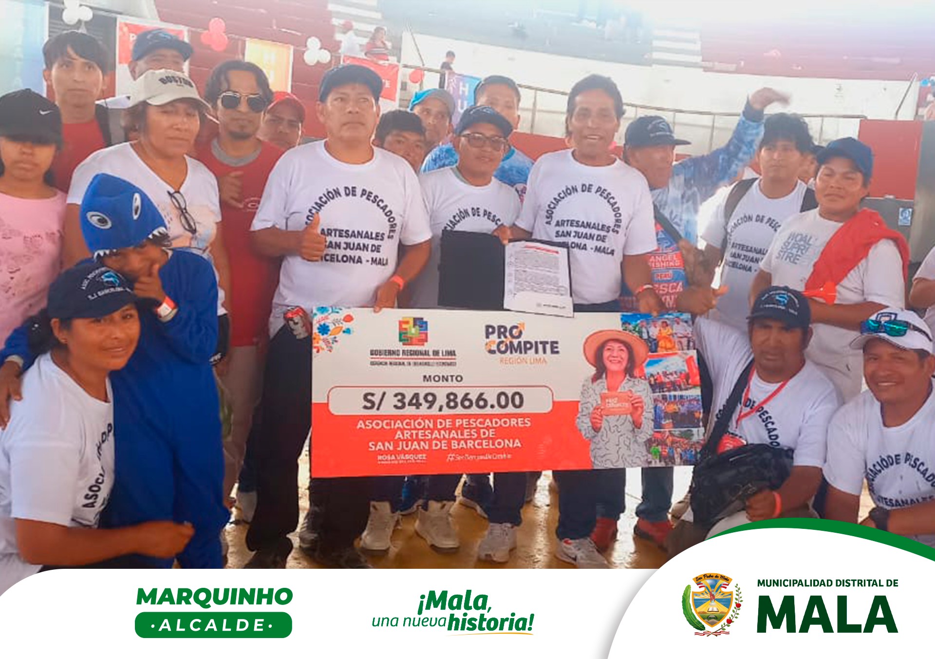 La Asociaci贸n de Pescadores Artesanales de San Juan de Barcelona fue galardonada con el premio PROCOMPITE del Gobierno Regional de Lima, recibiendo un monto de S/. 349,866.00 soles, que ser谩n entregados en bienes y servicios. Como parte de la celebraci贸n, los miembros de la asociaci贸n participaron en el pasacalle, la feria gastron贸mica y la ceremonia de entrega de su cheque.
La Municipalidad Distrital de Mala, a trav茅s de la Gerencia de Desarrollo Econ贸mico y Turismo, brind贸 su apoyo a la organizaci贸n mediante la contrataci贸n del formulador del Plan de Negocio, lo que permiti贸 a la Asociaci贸n participar con 茅xito en este programa concursable y obtener el reconocimiento por parte del Gobierno Regional de Lima.
El Presidente de la Asociaci贸n, 脕ngel Alejandro Lozano Salvador, expres贸 su agradecimiento al Sr. Alcalde Julio Marquinho Espichan As铆n por su visi贸n y por apostar por el desarrollo de la organizaci贸n, lo que permitir谩 mejorar la calidad de vida de todas las familias involucradas.
Asimismo, la Asociaci贸n particip贸 activamente en la feria gastron贸mica, ofreciendo 250 platos de ceviche, y en el pasacalle, recorriendo las calles de Huara junto a la Abg. Ana Marcela Angulo, Gerente de Desarrollo Econ贸mico y Turismo.
饾檲饾櫀饾櫋饾櫀, 饾櫔饾櫍饾櫀 饾櫍饾櫔饾櫄饾櫕饾櫀 饾櫇饾櫈饾櫒饾櫓饾櫎饾櫑饾櫈饾櫀