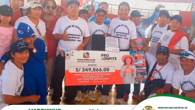 La Asociación de Pescadores Artesanales de San Juan de Barcelona fue galardonada con el premio PROCOMPITE del Gobierno Regional de Lima, recibiendo un monto de S/. 349,866.00 soles, que serán entregados en bienes y servicios. Como parte de la celebración, los miembros de la asociación participaron en el pasacalle, la feria gastronómica y la ceremonia de entrega de su cheque.
La Municipalidad Distrital de Mala, a través de la Gerencia de Desarrollo Económico y Turismo, brindó su apoyo a la organización mediante la contratación del formulador del Plan de Negocio, lo que permitió a la Asociación participar con éxito en este programa concursable y obtener el reconocimiento por parte del Gobierno Regional de Lima.
El Presidente de la Asociación, Ángel Alejandro Lozano Salvador, expresó su agradecimiento al Sr. Alcalde Julio Marquinho Espichan Asín por su visión y por apostar por el desarrollo de la organización, lo que permitirá mejorar la calidad de vida de todas las familias involucradas.
Asimismo, la Asociación participó activamente en la feria gastronómica, ofreciendo 250 platos de ceviche, y en el pasacalle, recorriendo las calles de Huara junto a la Abg. Ana Marcela Angulo, Gerente de Desarrollo Económico y Turismo.
𝙈𝙖𝙡𝙖, 𝙪𝙣𝙖 𝙣𝙪𝙚𝙫𝙖 𝙝𝙞𝙨𝙩𝙤𝙧𝙞𝙖