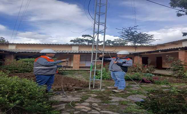 DRTC lleva conectividad de televisión nacional al Centro Poblado de Chinlla