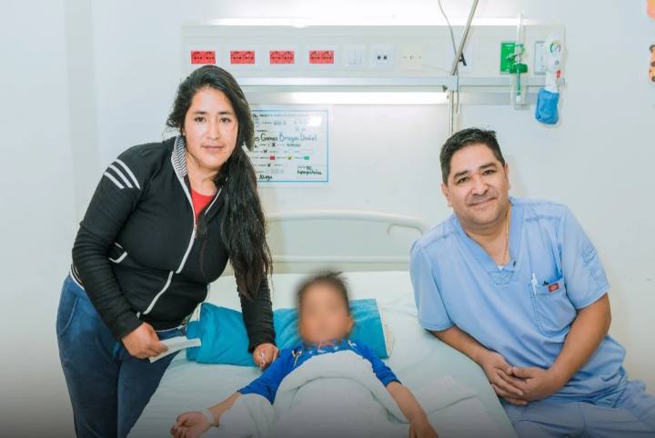 Médicos del Hospital Hermilio Valdizán realizan exitosa reconstrucción genital a niño tras ataque de perro callejero