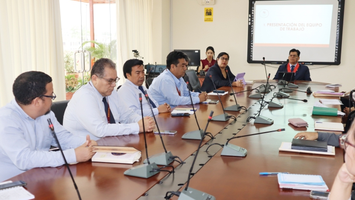 Titular de la institución se reunió con los funcionarios administrativos de la CSJPI