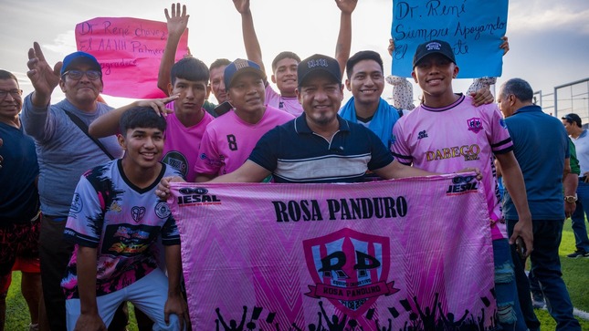 Con una inversión de más de 814 mil soles, gobernador Dr. René Chávez inaugura renovada cancha sintética en Rosa Panduro.