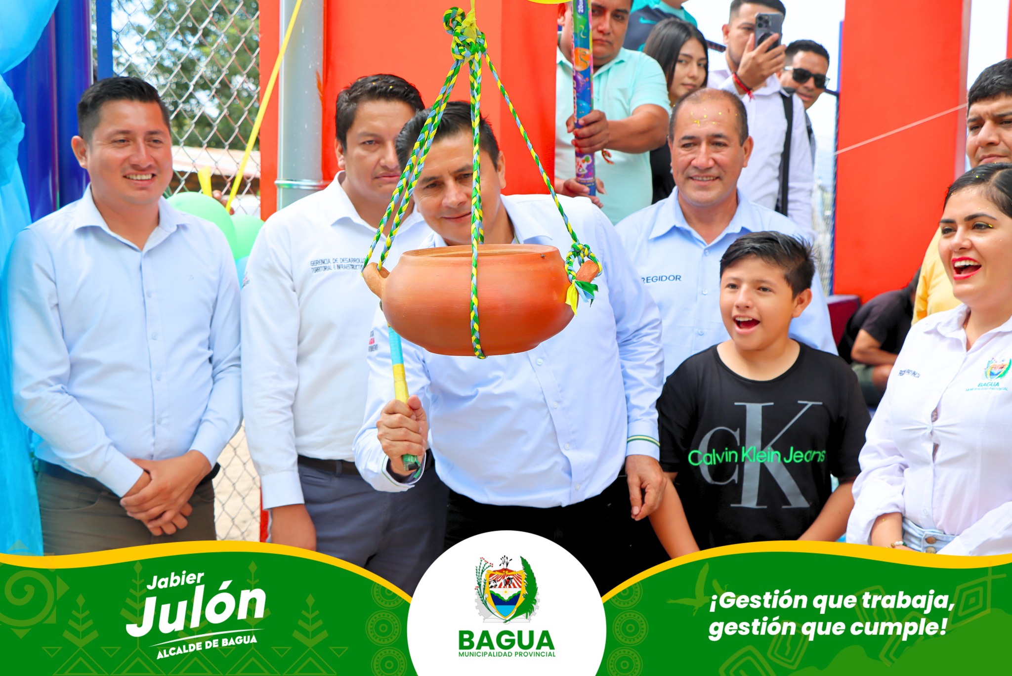 Alcalde Jabier Jul贸n inaugur贸 moderno polideportivo en el C.P. EL PORVENIR - ARAMANGO