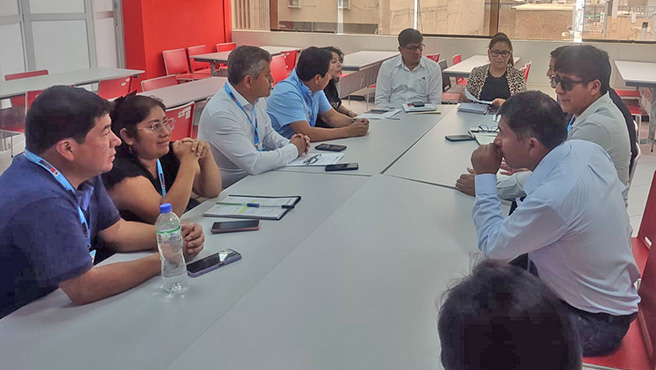 Alcalde provincial de Huarmey gestiona ante Provias descentralizado la viabilización de importante proyecto vial que une a la costa