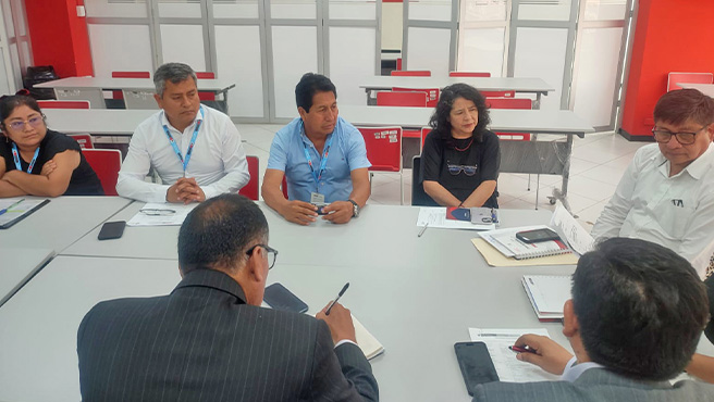 Alcalde provincial de Huarmey gestiona ante Provias descentralizado la viabilización de importante proyecto vial que une a la costa