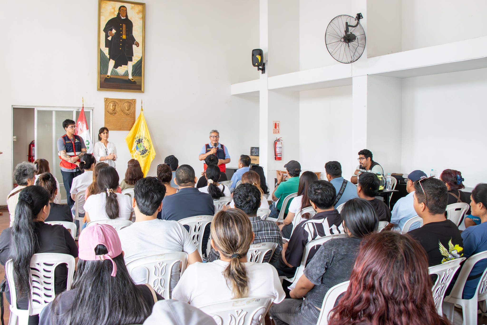 ¡Capacitación para garantizar la inocuidad de los alimentos en Huaral!