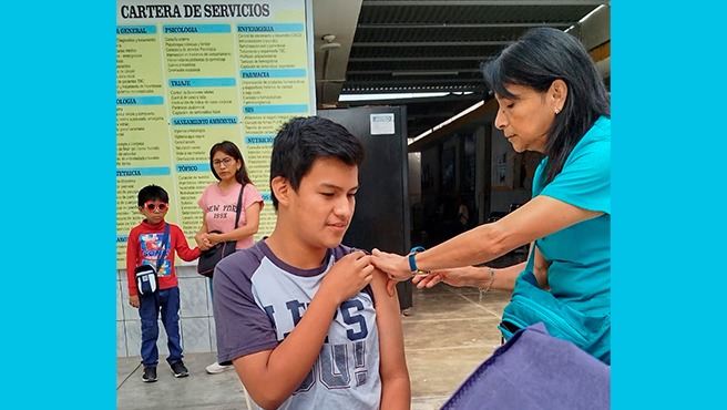 Unidos por lo único: adolescentes y jóvenes de 9 a 18 años aseguran su protección contra el VPH