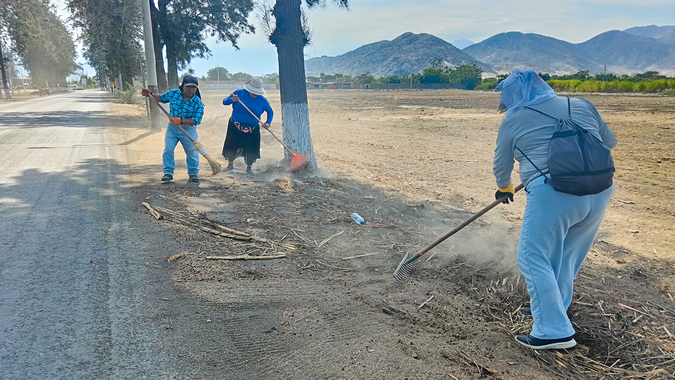Municipio refuerza limpieza en el ingreso a San Jacinto