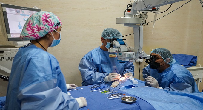 Hospital Sabogal de EsSalud realizó más de 5,000 cirugías oftálmicas en 2024