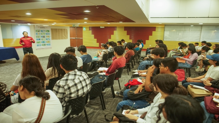 Lenguas indígenas: Mincul proyecta que más de 700 estudiantes de secundaria de 9 regiones recibirán clases gratuitas durante el año
