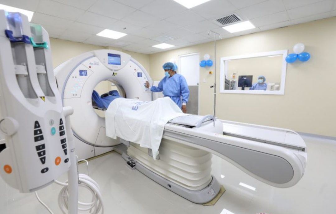 Para el 2025, se prevé una inversión de más de 19 millones de soles en la adquisición de una cámara gamma, dos máquinas de hemodiálisis y 10 ecocardiógrafos.