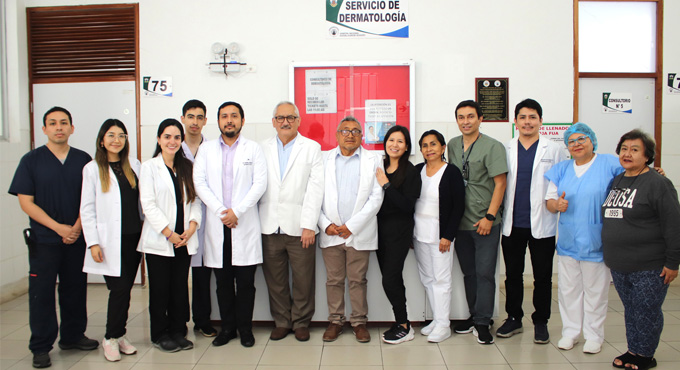 Especialistas del Servicio de Dermatología