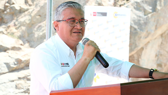 Arequipa: Ministro del Ambiente supervisa estación de monitoreo hidrológico de alta tecnología en Uchumayo