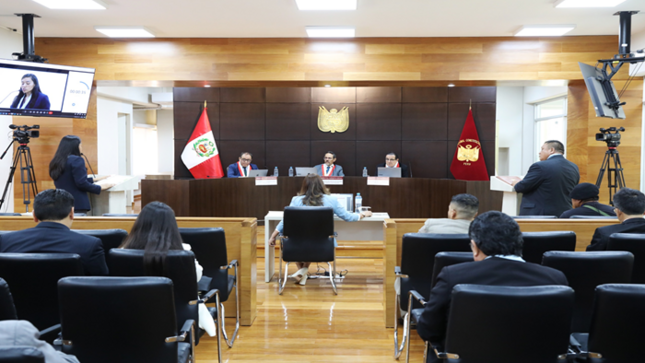Presidenta del Tribunal Constitucional Luz Pacheco dictó conferencia magistral en el centro de Altos Estudios Nacionales