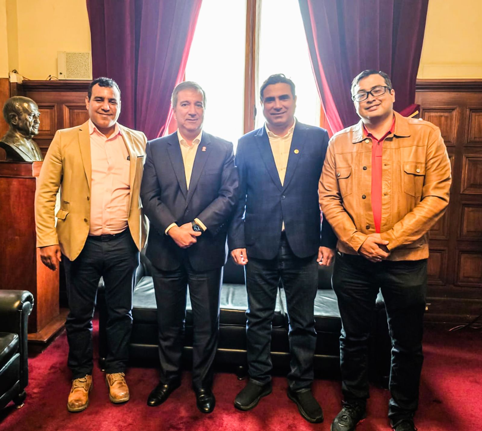 Gobernador Luis Neyra logra otorgamiento de la buena pro para construcción de 11 puentes de Morropón Y Tambogrande