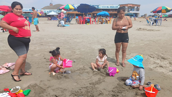¡Vacaciones divertidas kids 2025! – un día de playa en familia