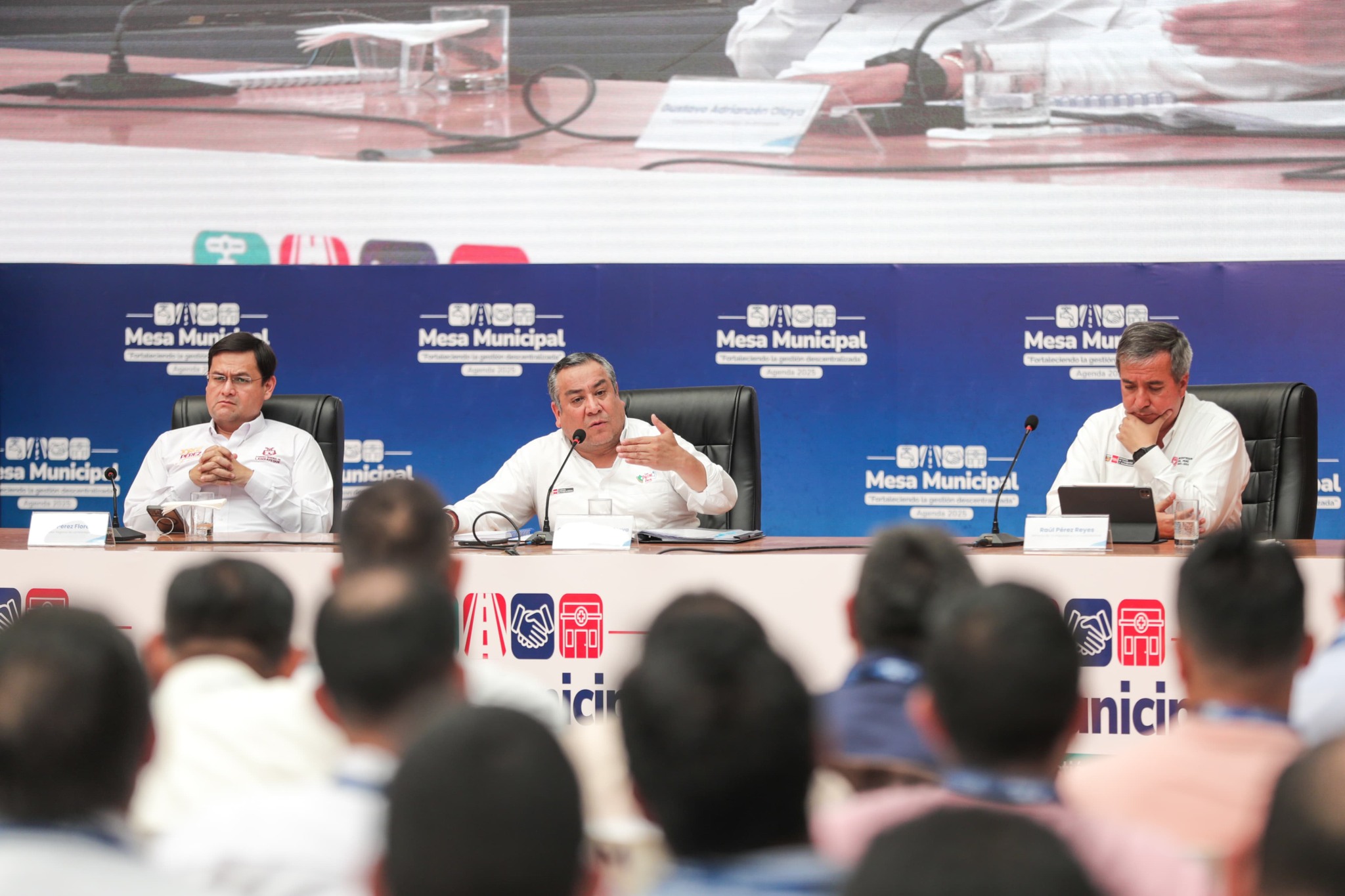 Alcalde de la MDM participa en la Reunión de Mesa Municipal