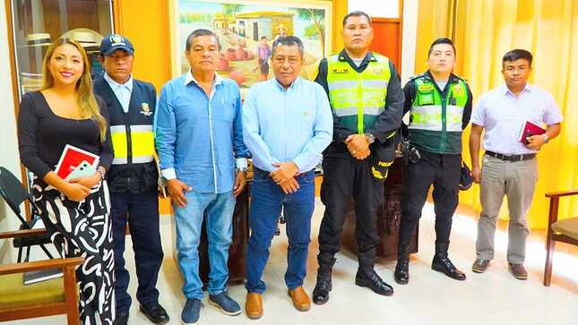 Alcalde de Catacaos y comisario Mayor PNP coordinan acciones contra la delincuencia