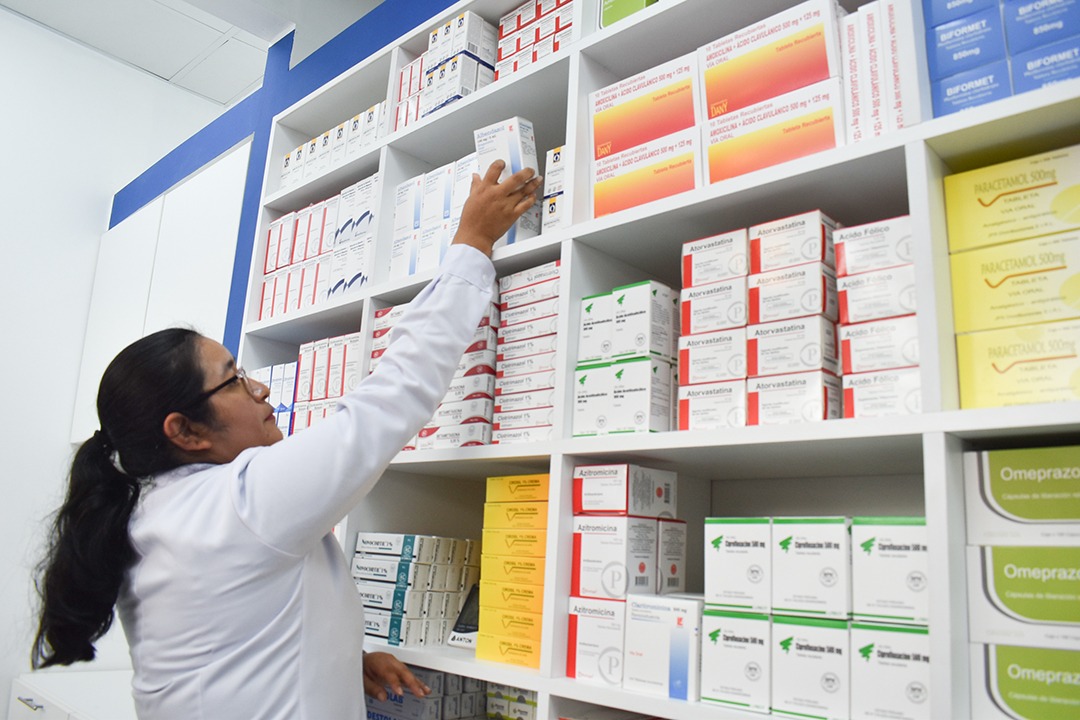 Farmacia de la DIRESA Callao