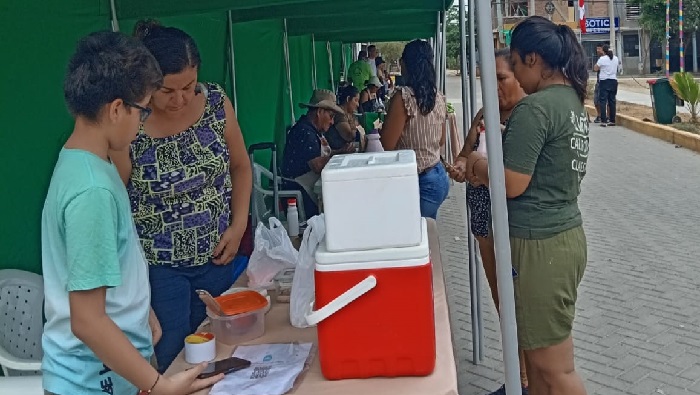 Comensales