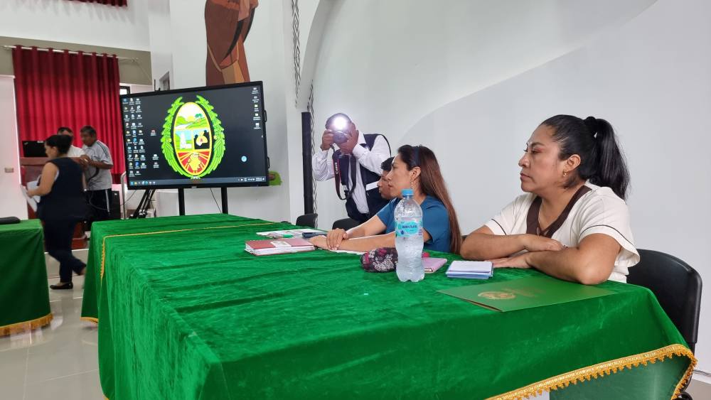 Alcalde provincial de La Convención juramenta a nuevos miembros de la IAL para la lucha contra la anemia en el distrito de Santa Ana