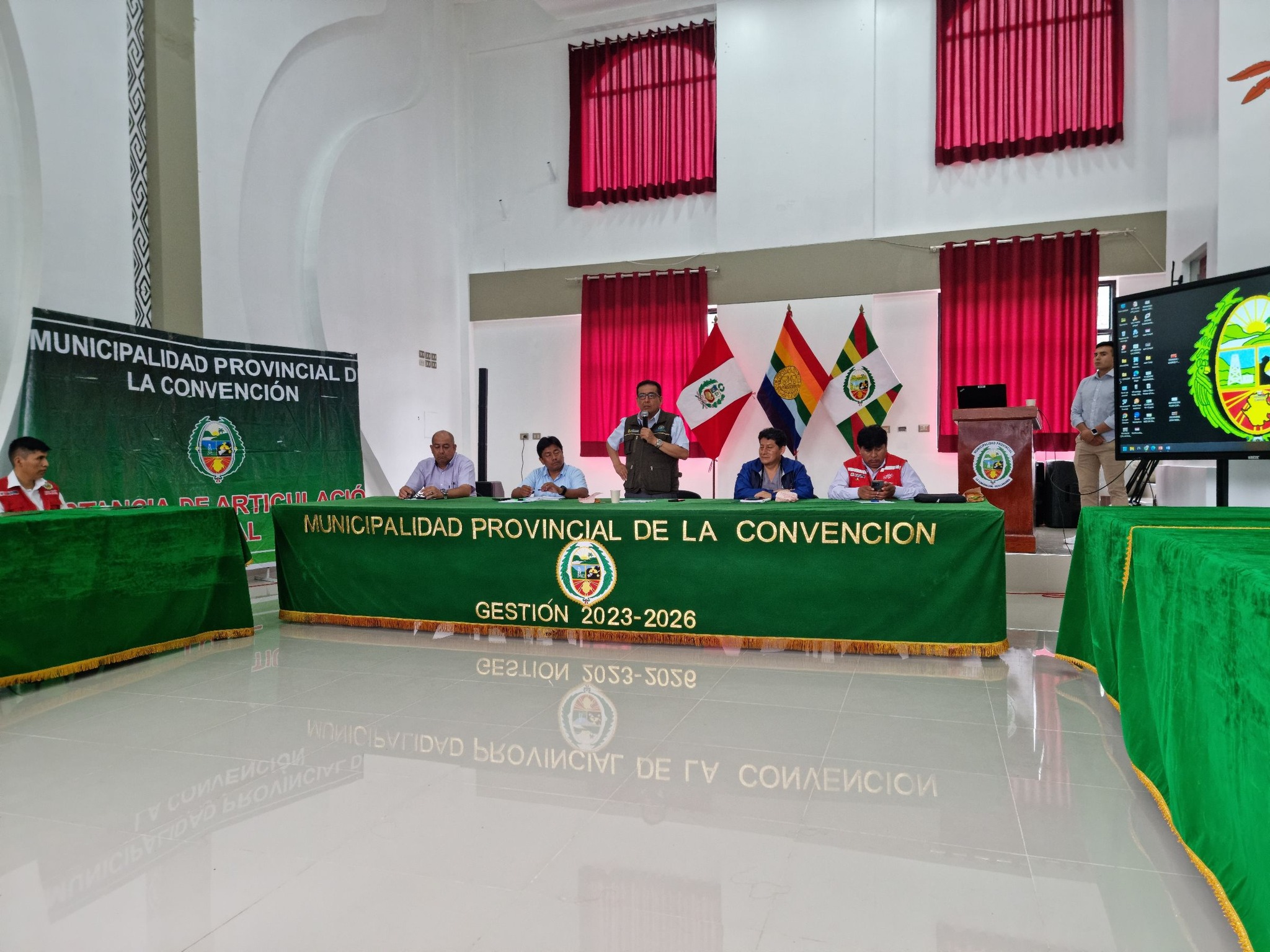 Alcalde provincial de La Convención juramenta a nuevos miembros de la IAL para la lucha contra la anemia en el distrito de Santa Ana