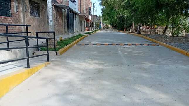 Gestión del gobernador Luis Neyra culminó con éxito pistas y veredas de La Primavera, obra esperada desde hace 44 años
