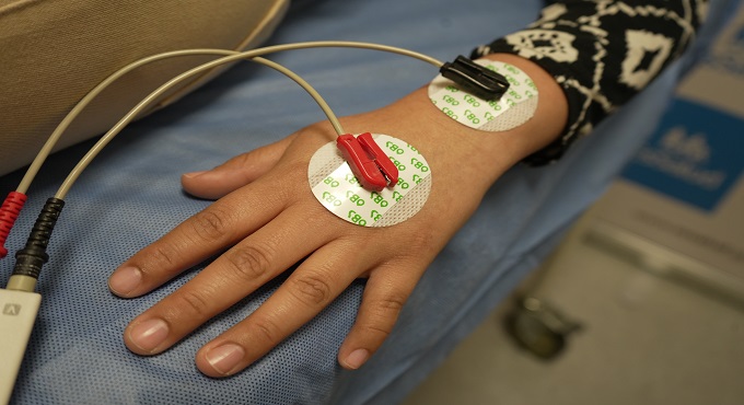 Hospital Almenara adquirió 3 modernos equipos que permite monitorear la nutrición de los pacientes en UCI