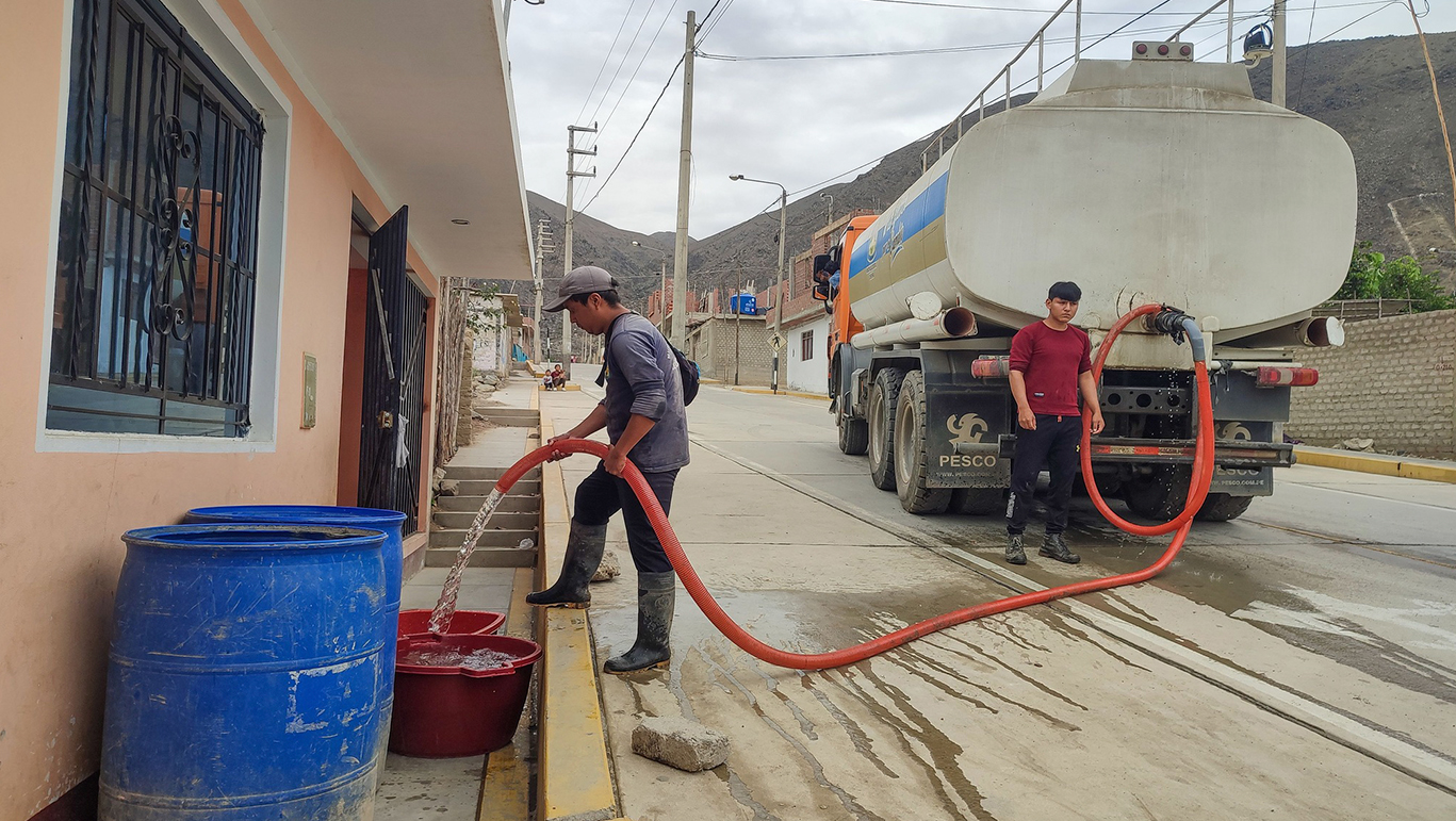 "Estamos trabajando en la reparación del daño para restablecer el servicio de agua"