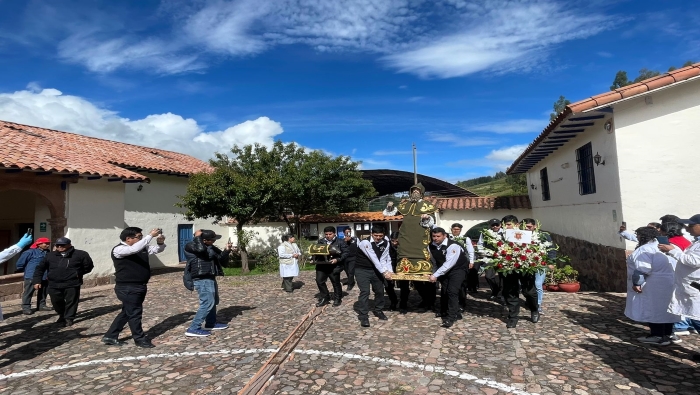 Ministerio de Cultura recuperará venerada imagen de San Antonio Abad en el Centro de Restauración de Tipón en Cusco