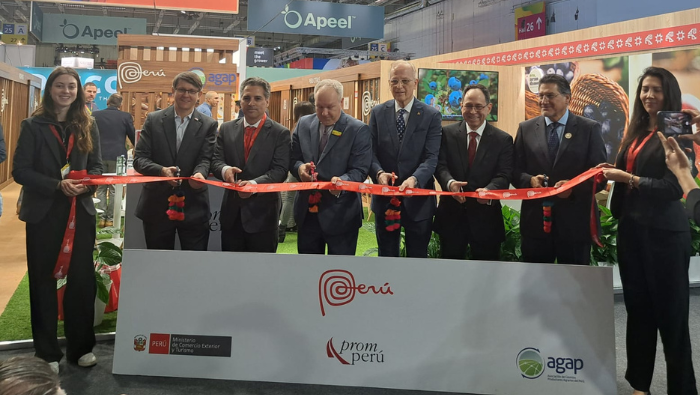 Delegación peruana participa en la feria “Fruit Logistica 2025” en Alemania