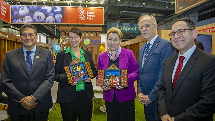 Delegación peruana participa en la feria “Fruit Logistica 2025” en Alemania