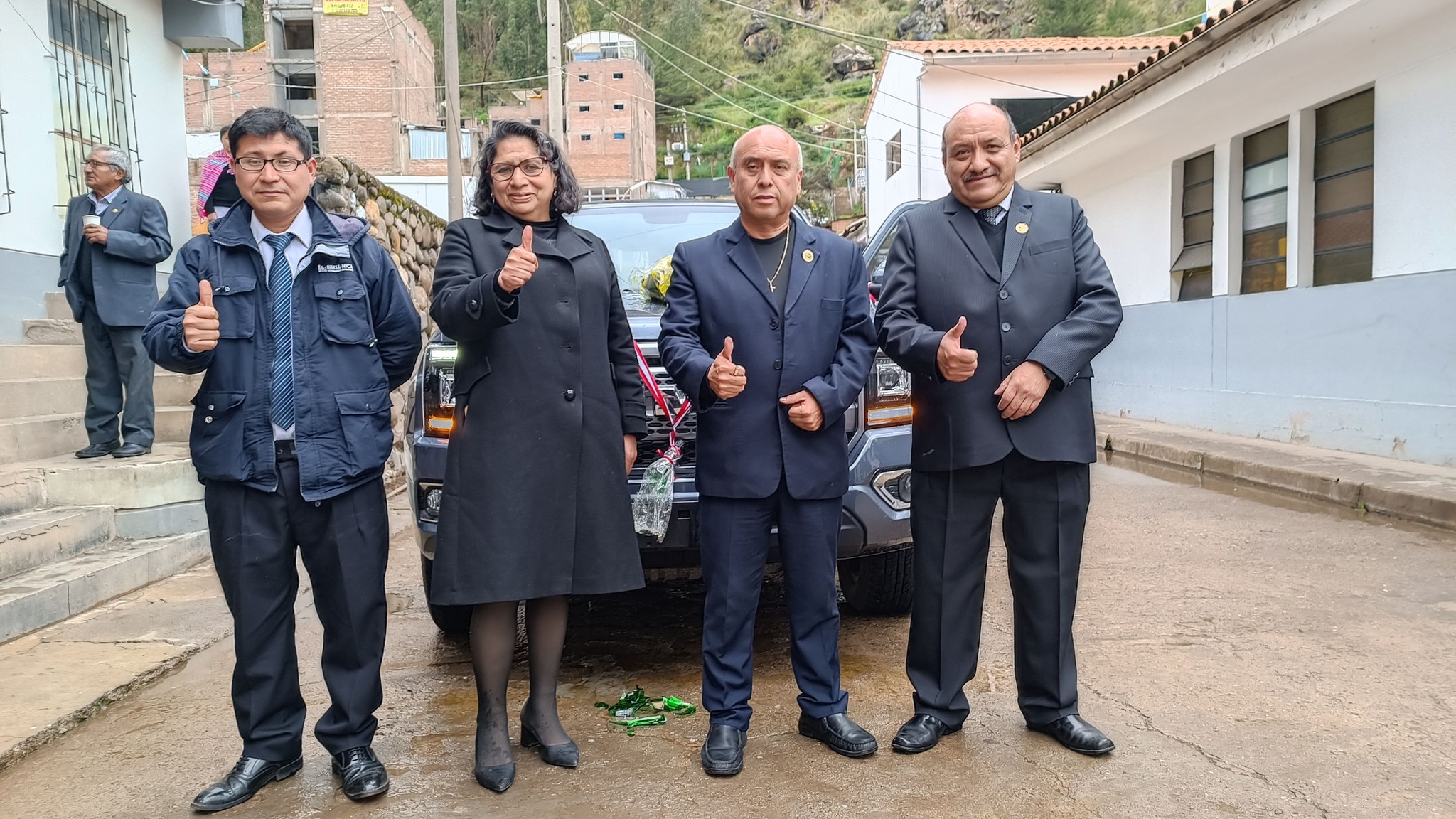 camioneta para la DIRESA