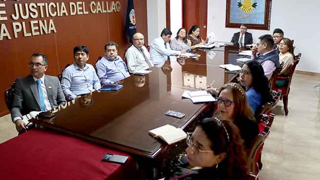 Presidente de la Corte del Callao define lineamientos con funcionarios para fortalecer el servicio de justicia
