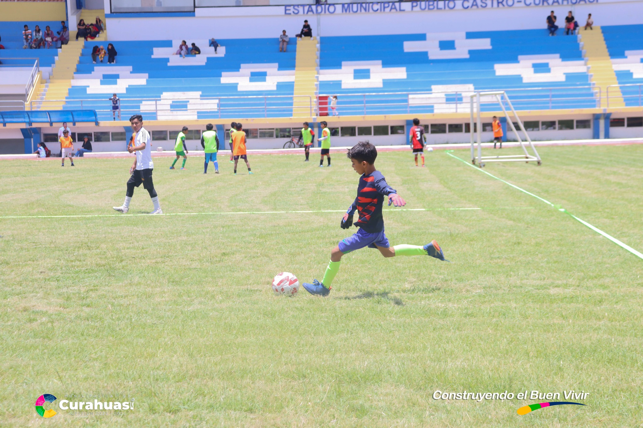 Escuela municipal de futbol en CAMPEONATO AMISTOSO