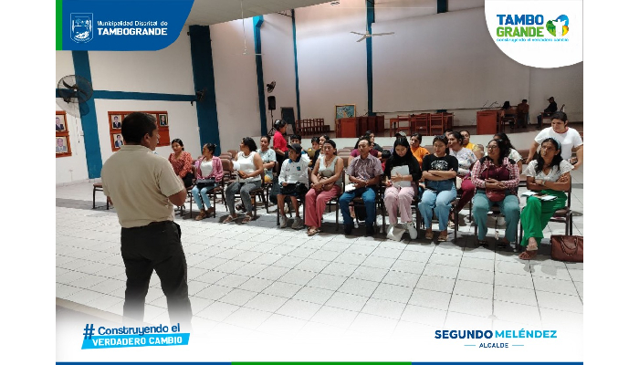 Capacitan a agentes comunitarios en prevención del dengue