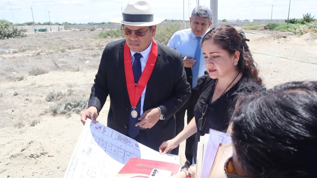 Presidente de la Corte visitó terreno donde se construirá futura sede judicial para la especialidad de Familia en Piura