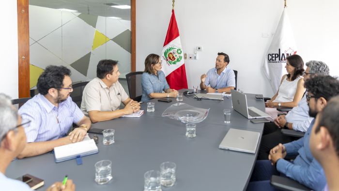 Municipalidad de Surquillo y Ceplan