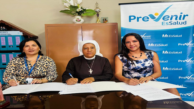 Programa Prevenir de EsSalud lleva salud y prevención a trabajadores de La Libertad