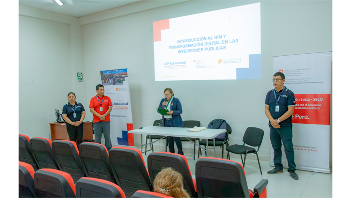 Alcaldesa apertura capacitación BIM.