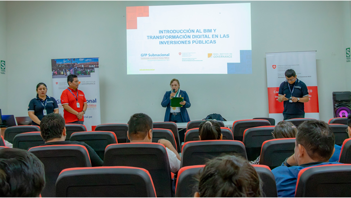 Alcaldesa apertura capacitación BIM.