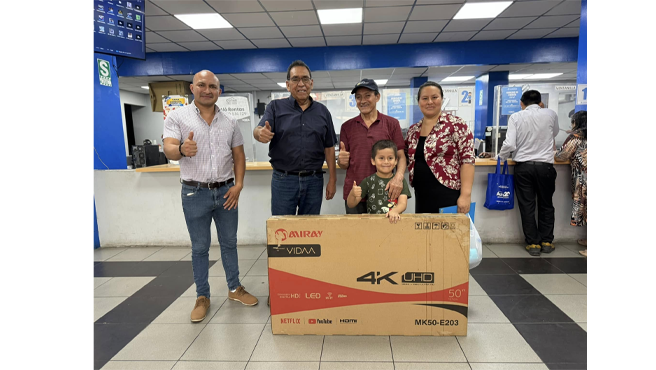 En esta ocasión, felicitamos a Belito Mancha Jaime, ganador de un microondas Miray HMM-29G, y a Dávila Pérez Segundo Abraham, quien se llevó un televisor Miray 4K UHD de 50”.