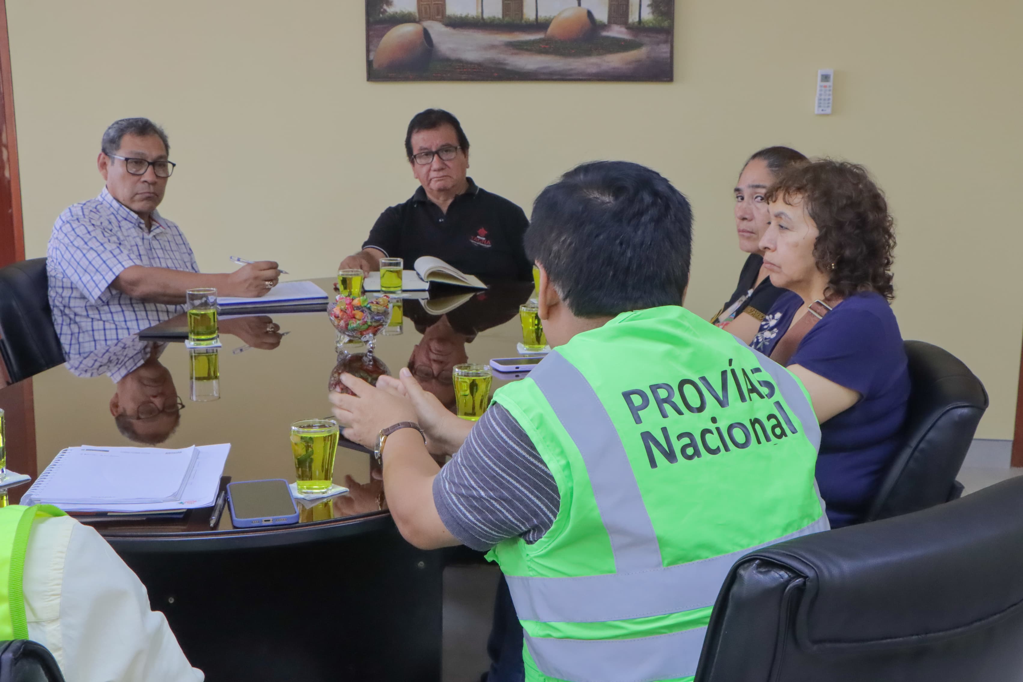 Encaminan acuerdos para carretera Tarata-Capazo-Mazocruz 