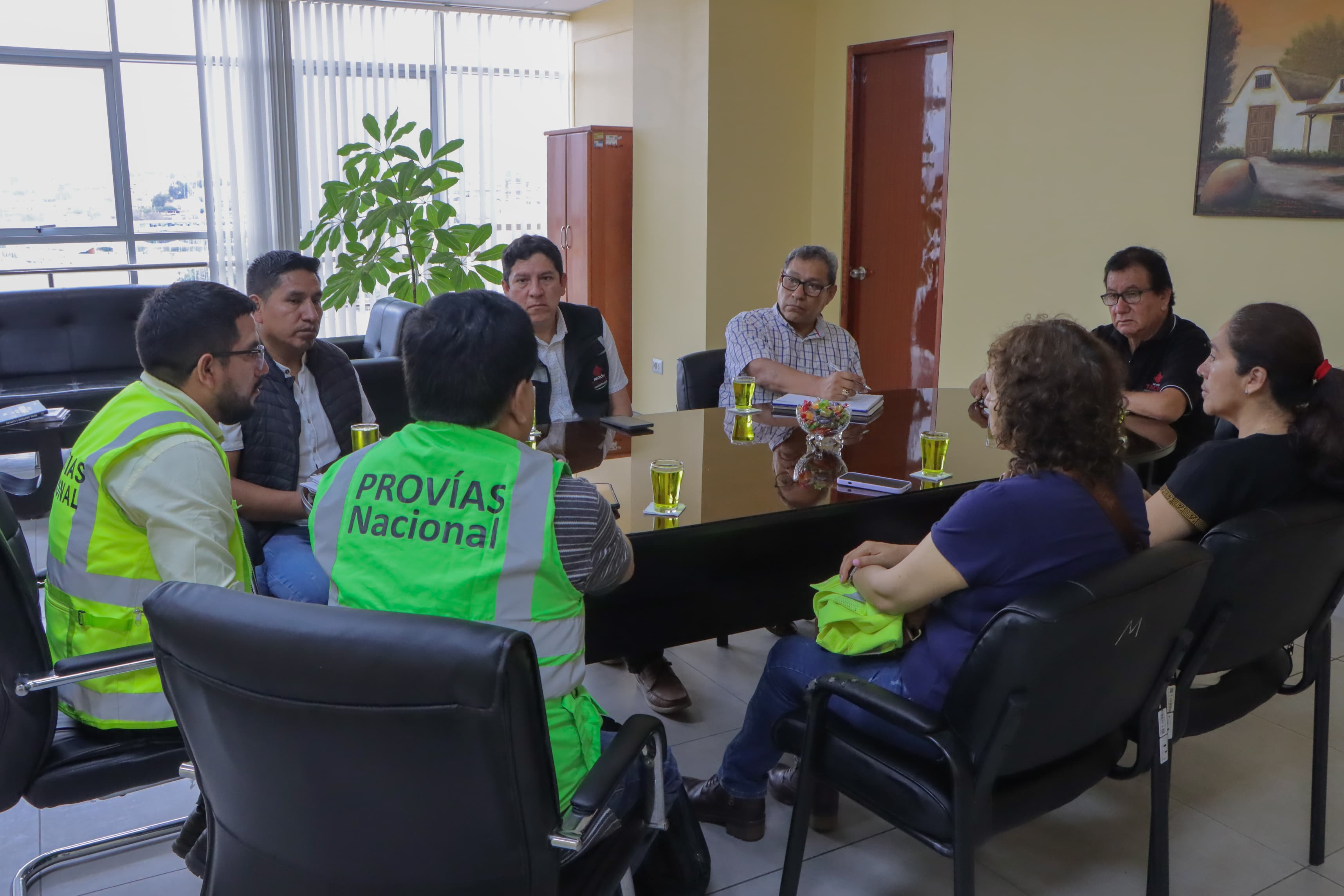 Encaminan acuerdos para carretera Tarata-Capazo-Mazocruz 